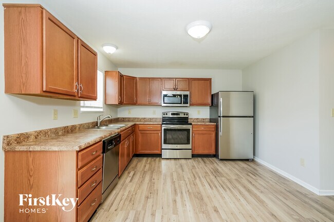 Photo - 881 Briarstone Dr