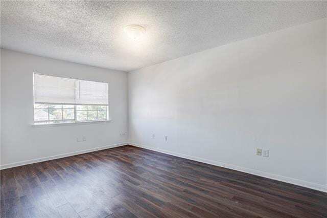 Photo - 44 Carriage Ln