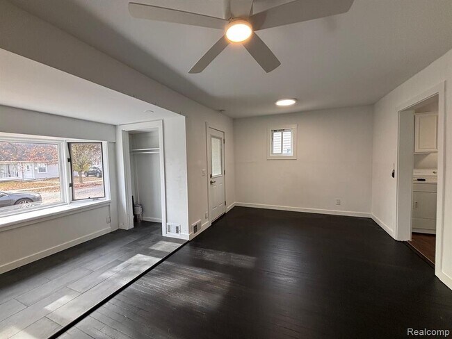 Photo - 2145 Browning St