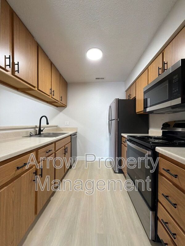 Photo - 2350 N 44th St Unit 8