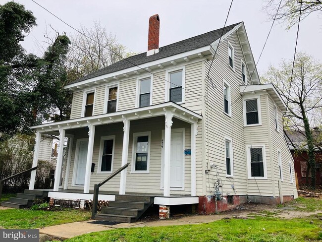 Building Photo - 476 N Pearl St Rental