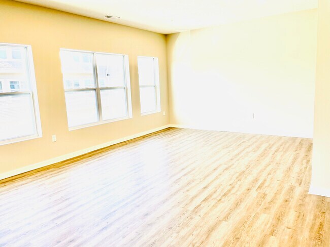 Photo - 20877 South Ct