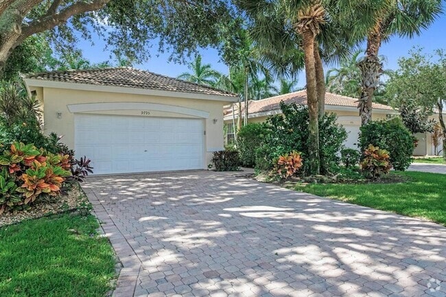 Building Photo - 9795 Crescent View Dr S Rental