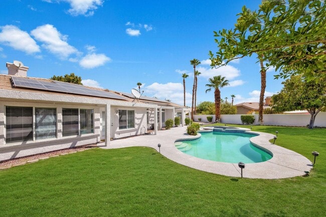 Photo - 47970 Vía Jardin