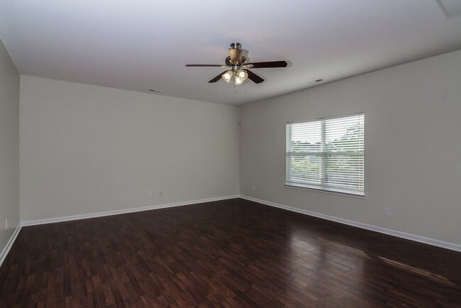 Photo - 15134 De Havilland Dr