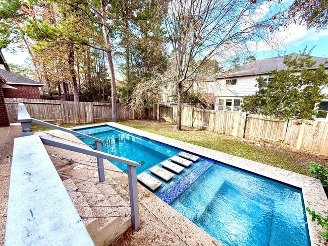 Building Photo - 107 W Spindle Tree Cir