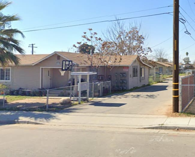 936 Sterling Rd