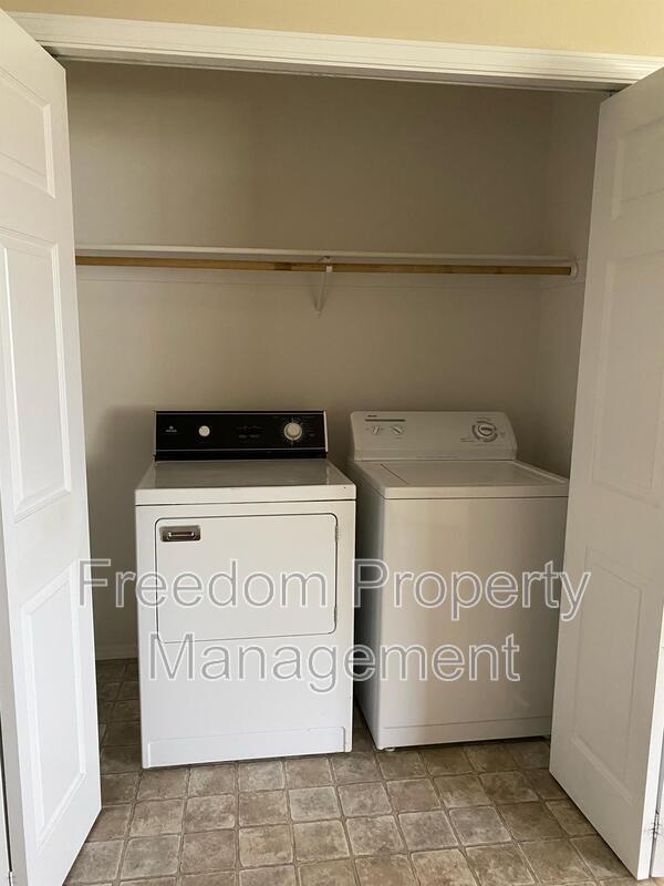 Photo - 1151 NE Trailridge Ct