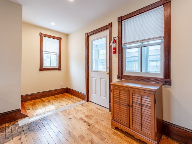 86-88 North Winooski Ave