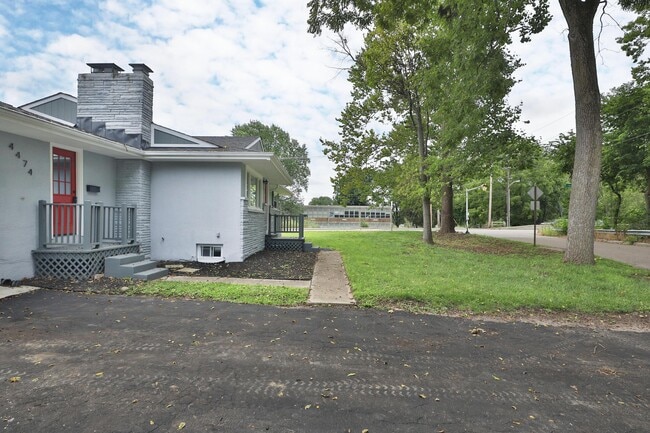 4474 Starret Rd