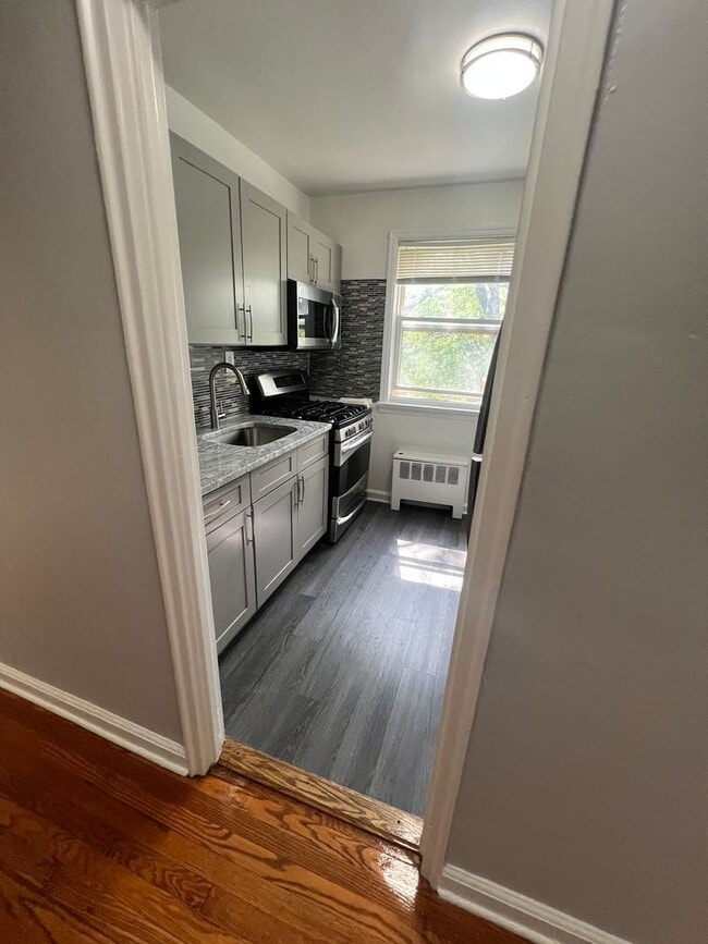 151 South Munn Ave