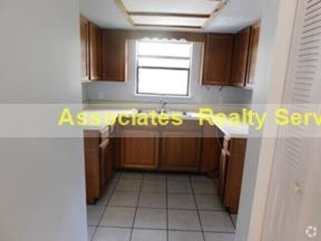 Building Photo - Aeon Capital LLC- Alamar Gardens-604 Unit B Rental