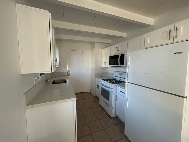 Photo - 40360 Mayberry Ave Unit 260 Mayfair  B