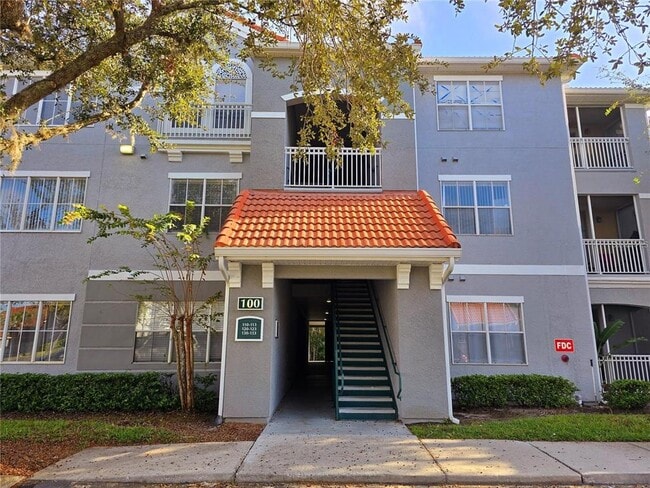 Building Photo - 18001 Richmond Pl Dr Unit 132 Rental