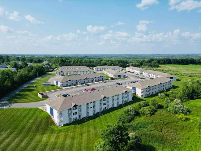 Photo - 19500 14 Mile Rd