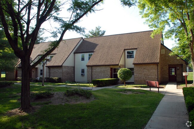 Pine Ridge Estates - Pine Ridge Estates
