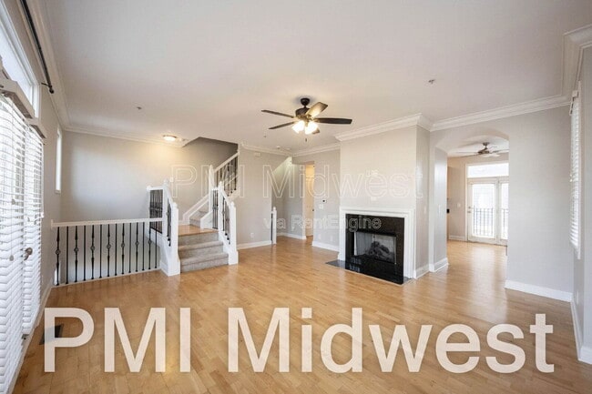 Photo - 515 E New York St