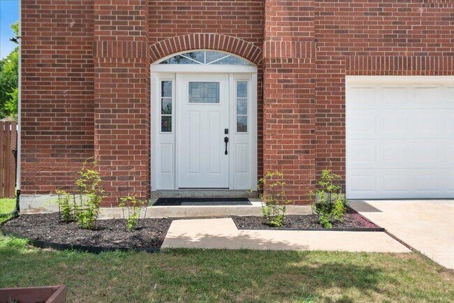 Photo - 11402 Ashprington Cove