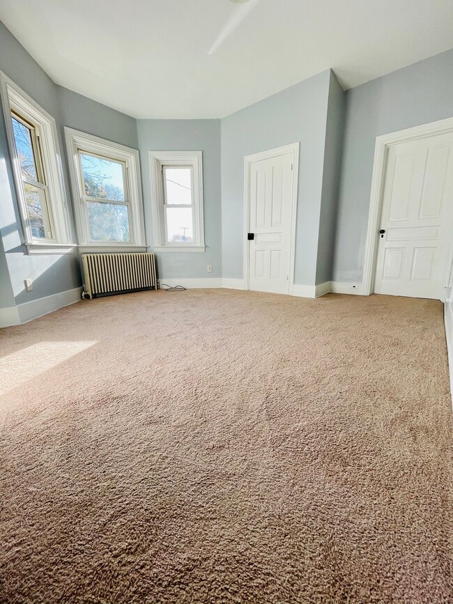 Photo - 33 Linden Ave Unit 2nd Fl