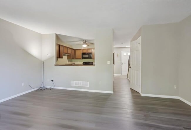 Photo - 407 Rachel Ln