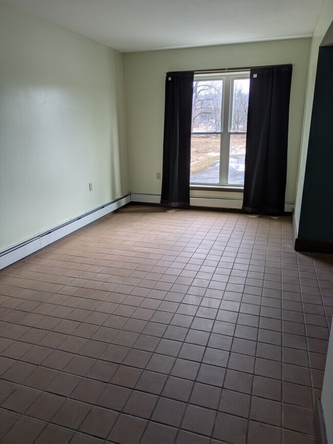 Photo - 597 E Enfield Center Rd Unit #C