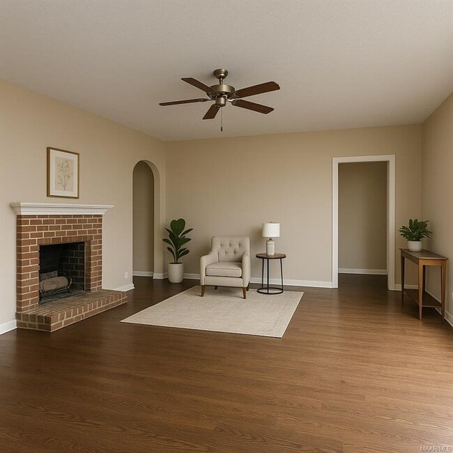 Photo - 2110 Luverne St