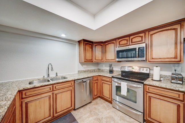 Photo - 4625 W Morten Ave