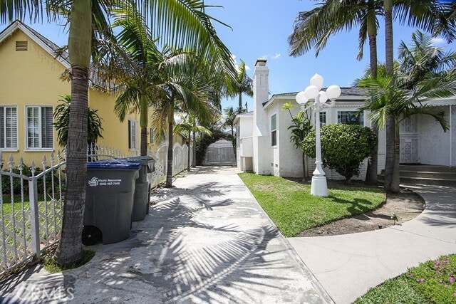 Photo - 2920 Los Flores Blvd