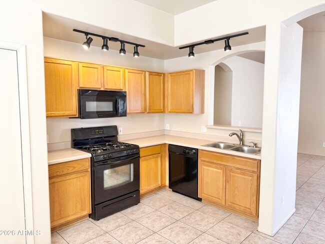 Photo - 16128 W Sherman St