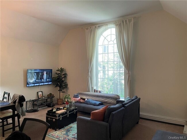 Photo - 121 King St Unit 6