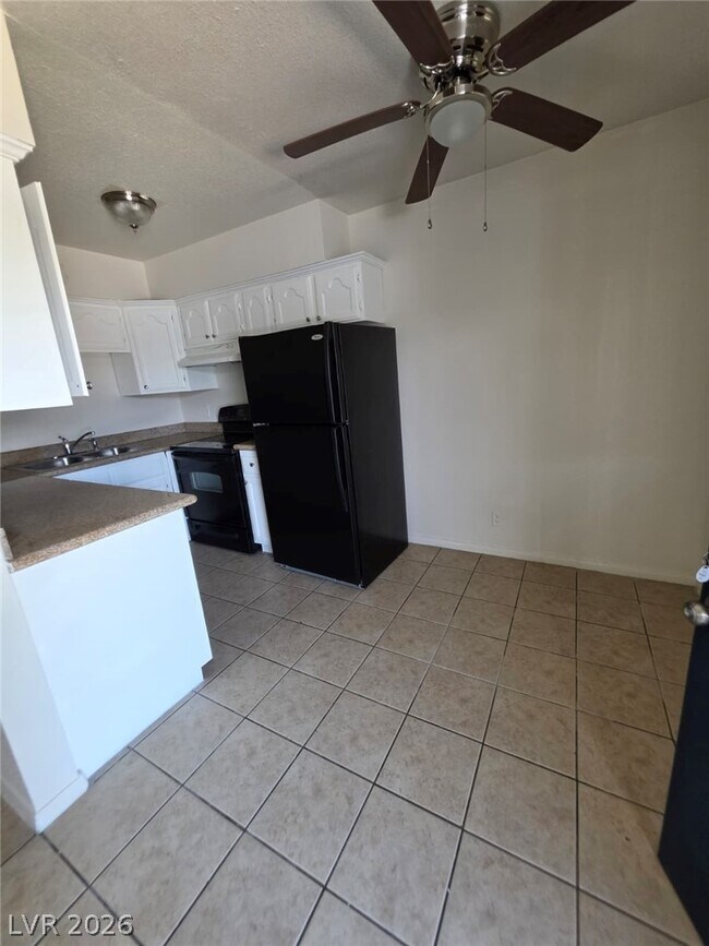 Photo - 412 W Monroe Ave Unit 22