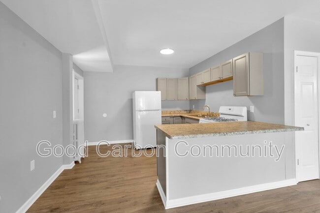 Photo - 2100 Delaware Ave Unidad 5