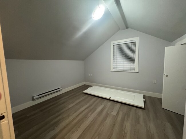 Photo - 1777 Lillooet St