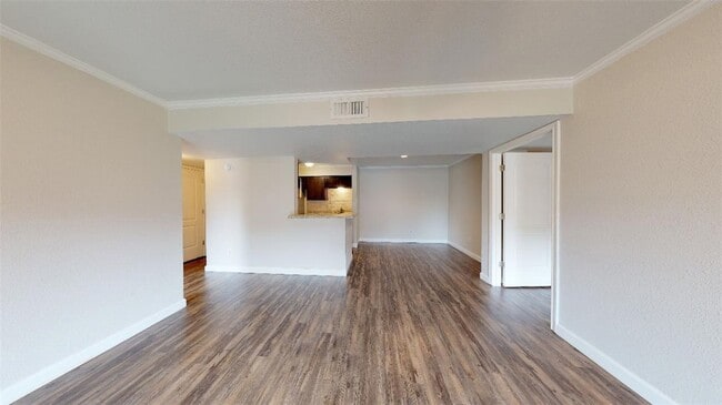 Photo - 904 University Oaks Blvd Unidad 85