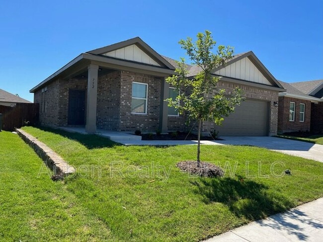 Photo - 752 Richmond Dr