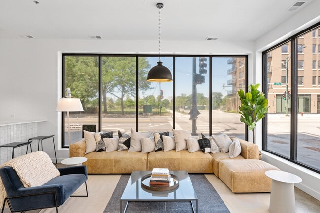 Building Photo - Mccormick Coliving Rental
