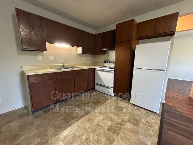 Photo - 1602 Brookside Dr