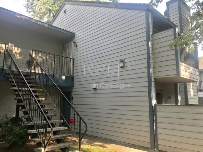 Photo - 445 Almond Dr Unit 64