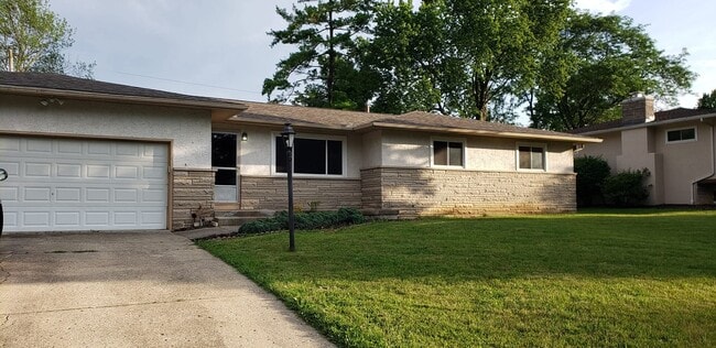 Building Photo - 3483 Wenwood Dr Rental