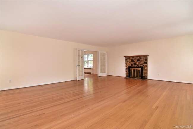 Photo - 74 Briary Rd