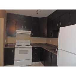 Photo - 5328 54 St