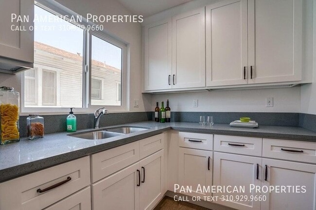 Building Photo - 1503 Stanton Pl Unit 5