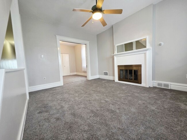 Photo - Killer view! 2 bed 1 bath Mt Washington! AVAILABLE 6/1 Unidad 456 Bailey