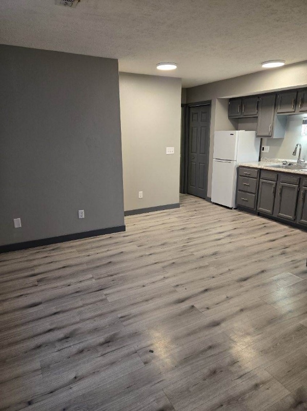 Photo - 573 Irving Wick Dr E Unit b