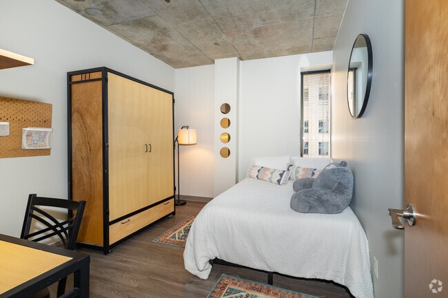 4BR, 2BA - 1,000SF - Third Bedroom