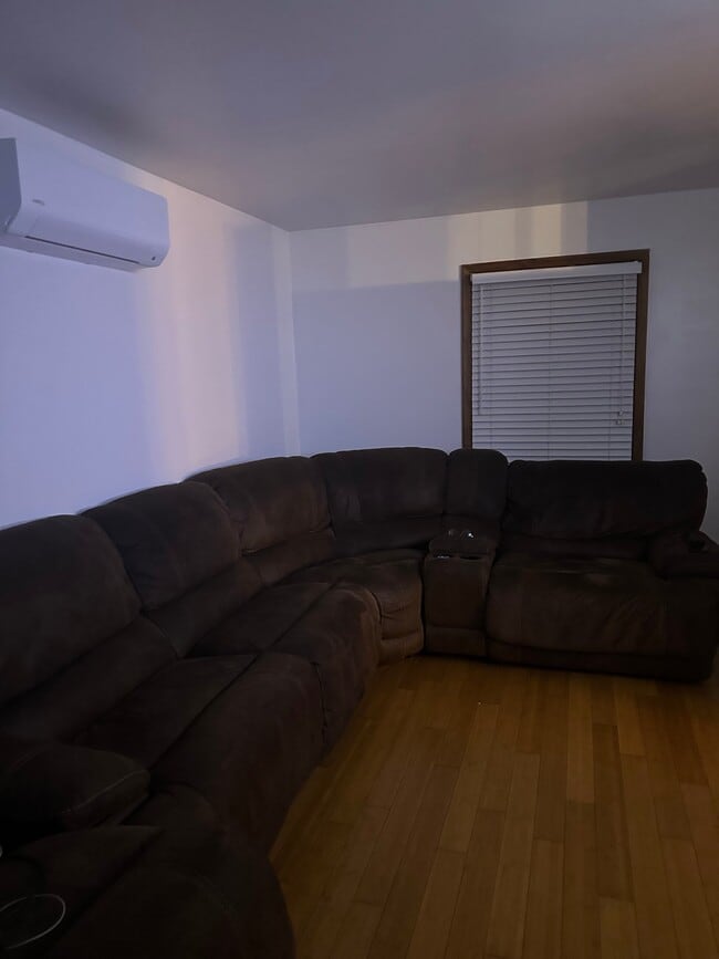 Photo - 310 Jennifer Ln