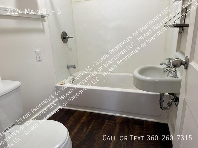 Photo - 2124 Main St Unit 5