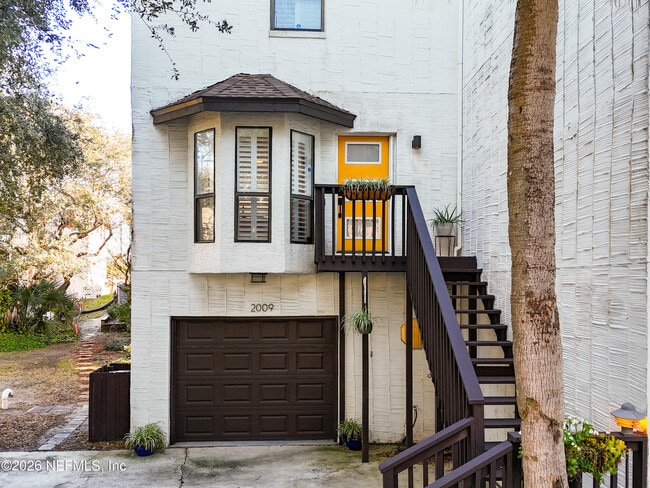 Photo - 2009 Seminole Rd