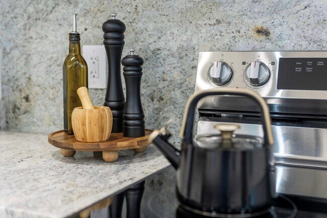 Photo - 518 Clinton St