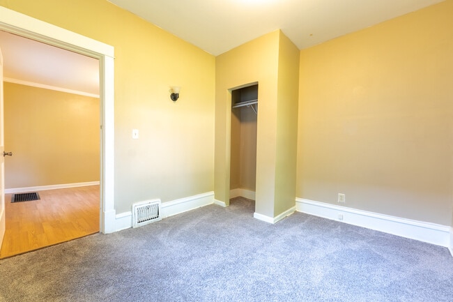 Photo - 3511 Snelling Ave